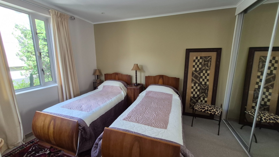 4 Bedroom Property for Sale in Summerstrand Eastern Cape